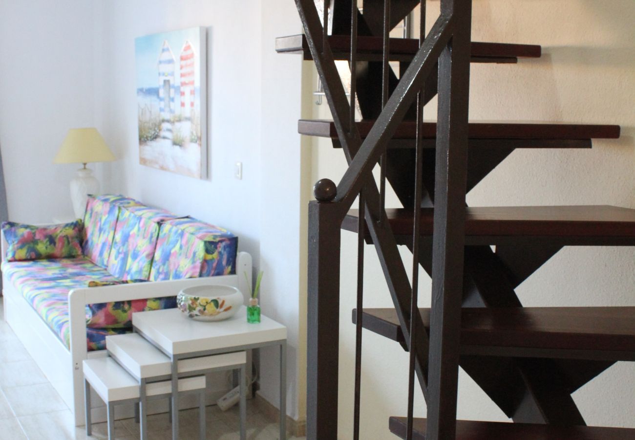 Apartamento en Callao Salvaje - Amplio duplex con terraza. WIFI