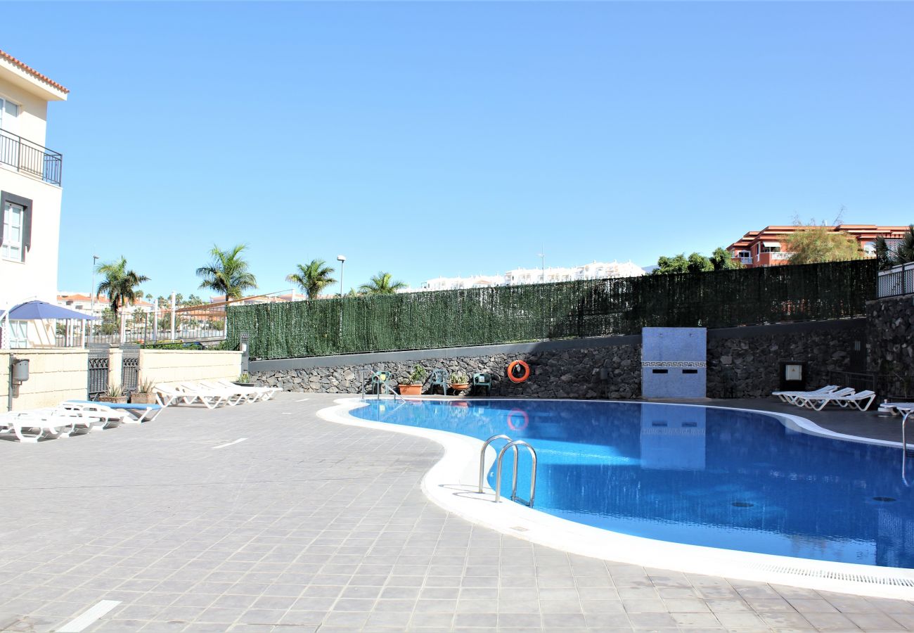 Apartamento en Callao Salvaje - Amplio duplex con terraza. WIFI