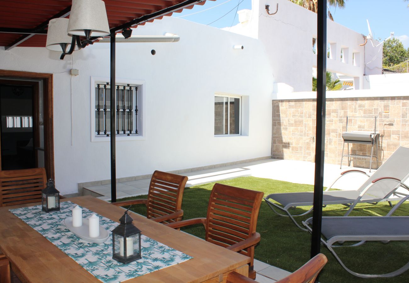 Casa en Adeje - Gran terraza, BBQ y relax en Playa Paraiso
