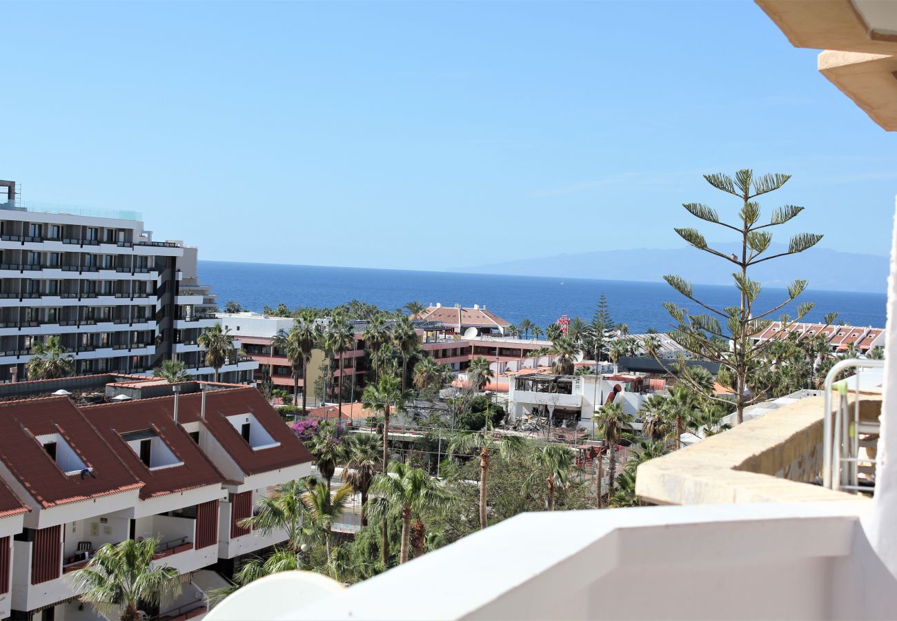 Apartamento en Playa de Las Americas - Superb sea view apartment in Playa de Las Américas