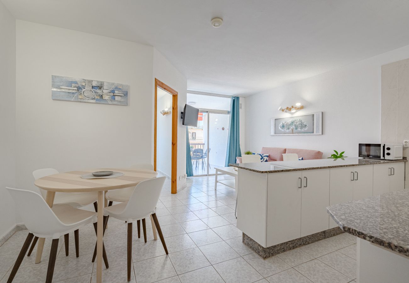 Apartamento en Arona - Los Cristianos. Fantastic seafront apt