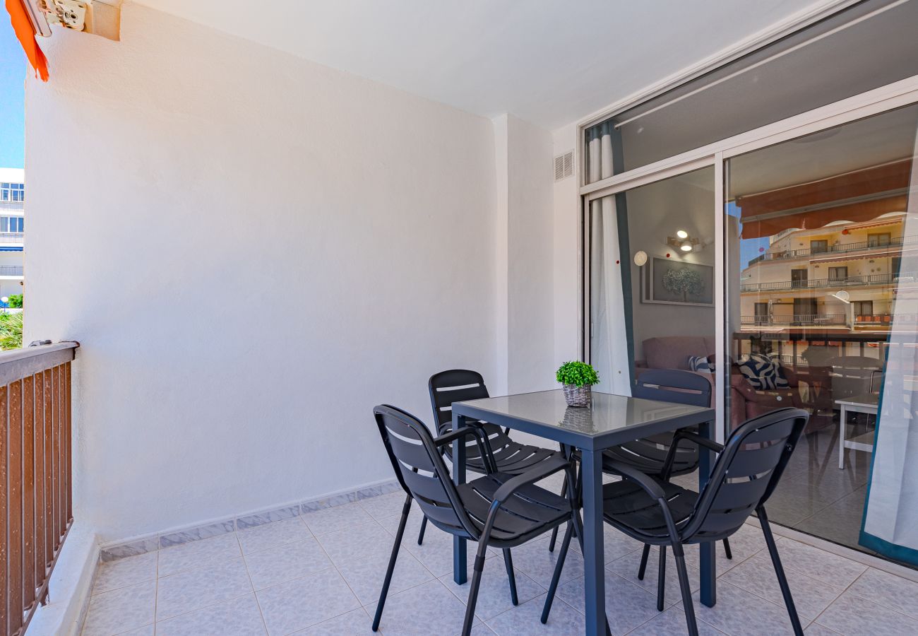 Apartamento en Arona - Los Cristianos. Fantastic seafront apt