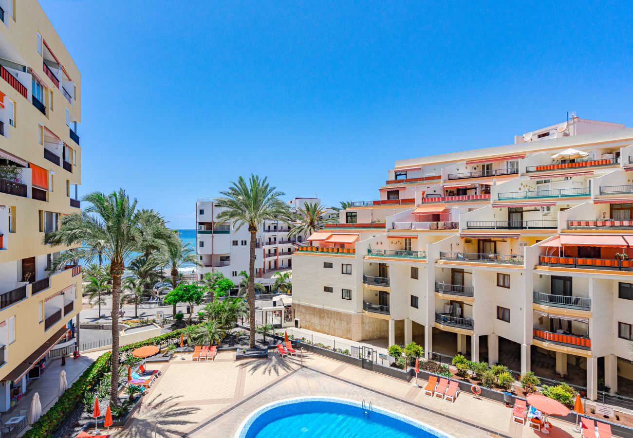 Apartamento en Arona - Los Cristianos. Fantastic seafront apt