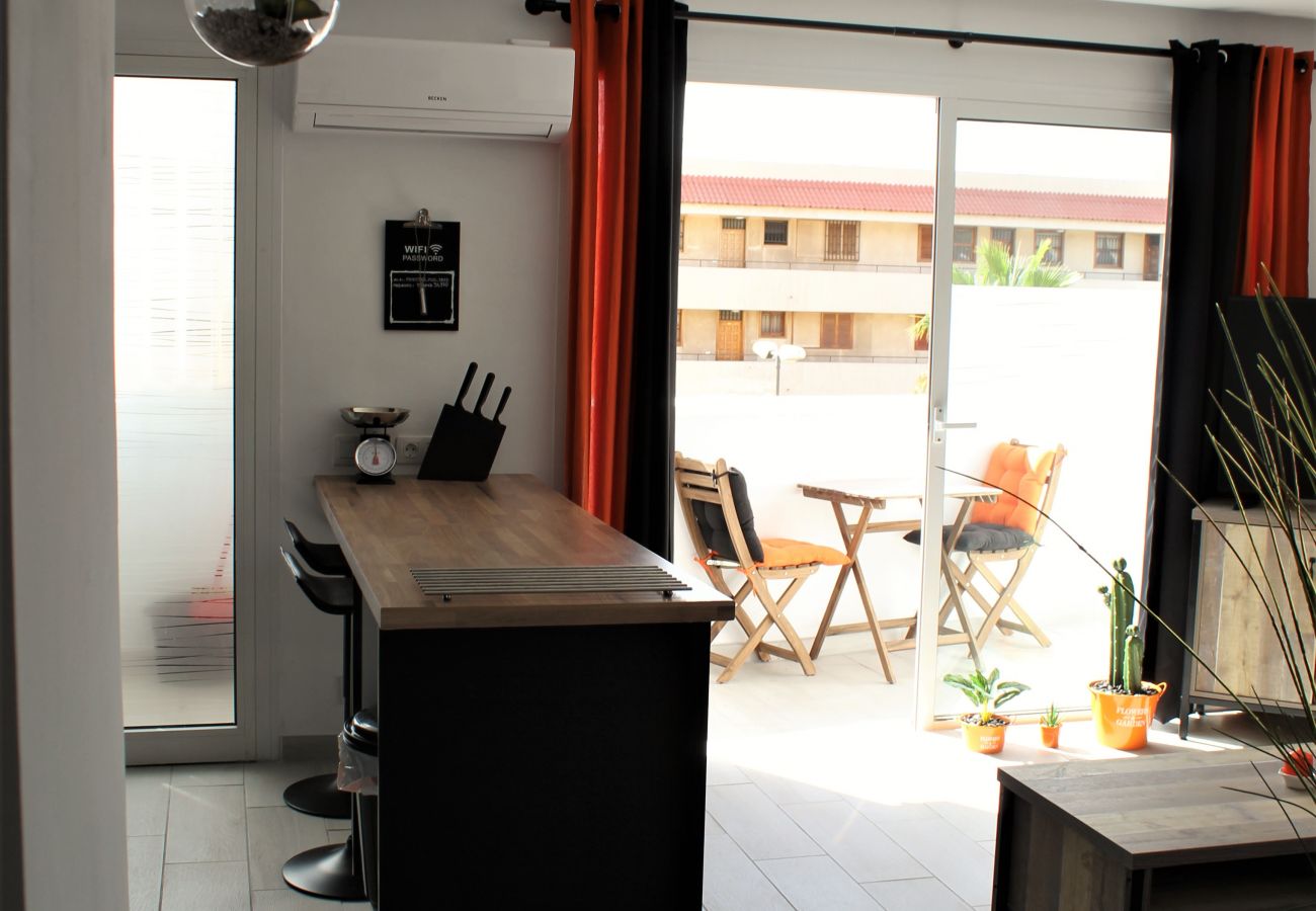 Apartment in Los Cristianos - Modern and lovely apartment in Los Cristianos