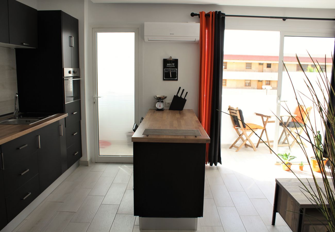 Apartment in Los Cristianos - Modern and lovely apartment in Los Cristianos