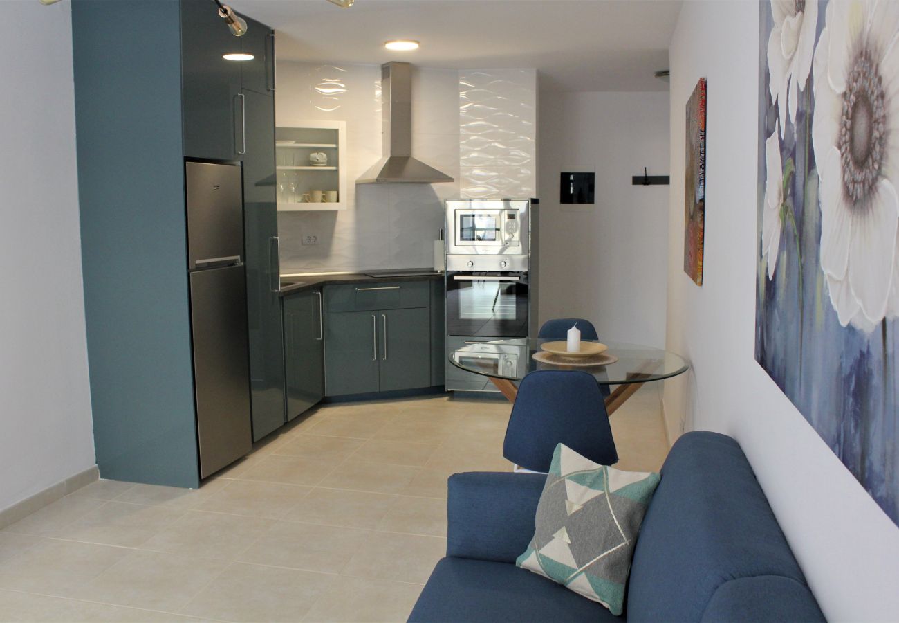 Apartment in Los Cristianos - Fabulous seafront apartment in Los Cristianos