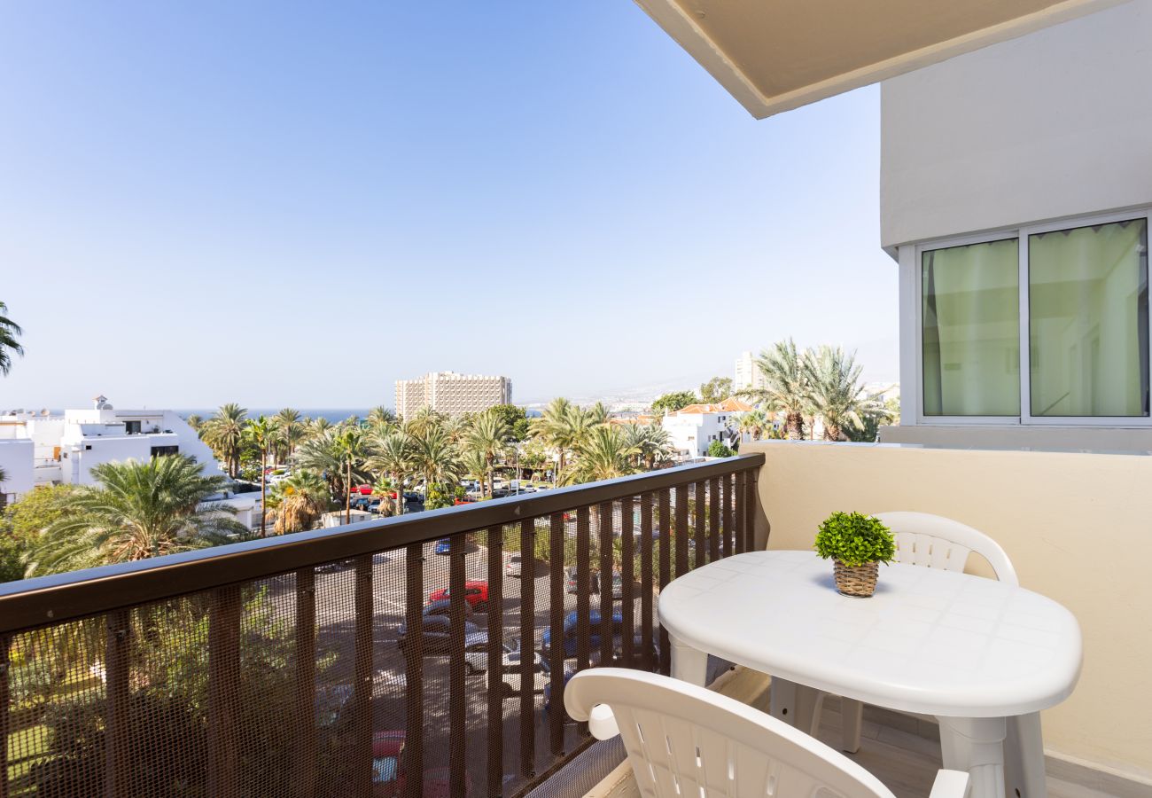 Apartment in Playa de Las Americas - Great sea view apt in Las Américas