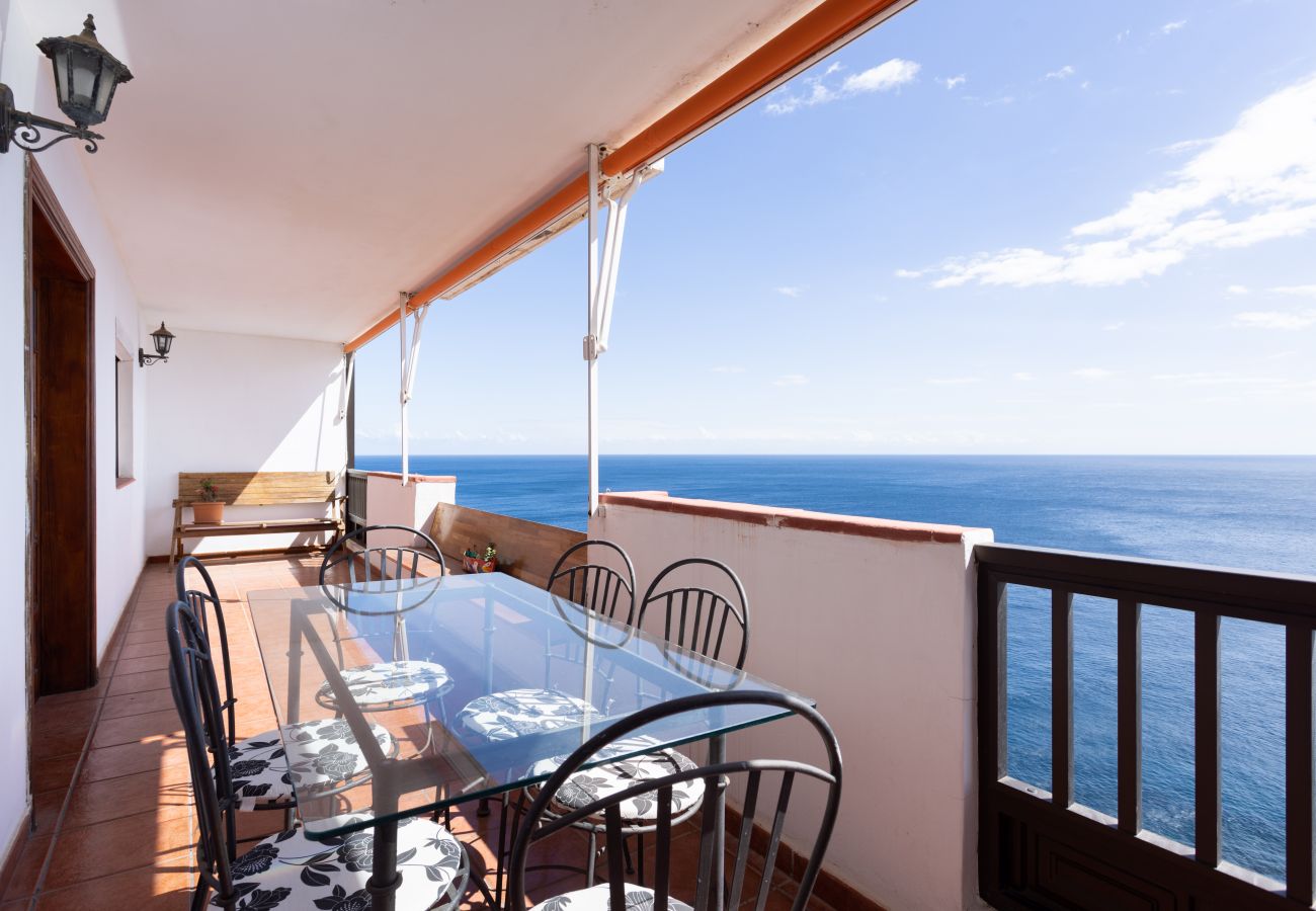 Appartement à Radazul - Fantásticas vistas al mar. Playa y piscina