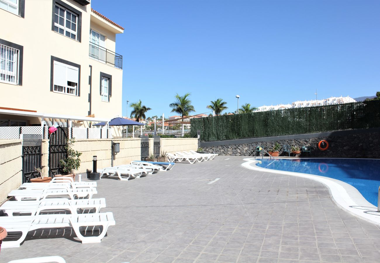 Appartamento a Callao Salvaje - Amplio duplex con terraza. WIFI