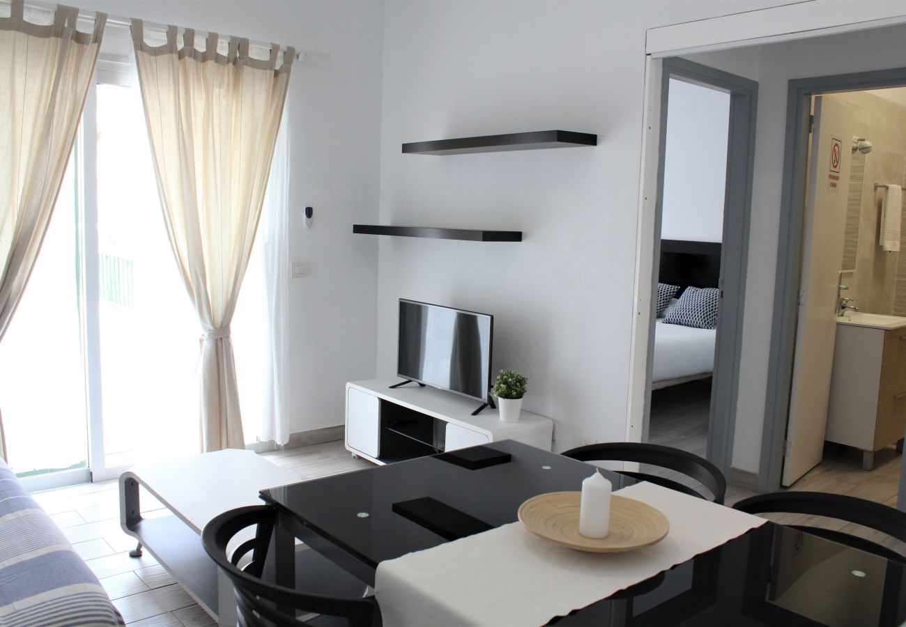 Appartamento a Adeje - Great location, 2 bd and terrace in Las Americas